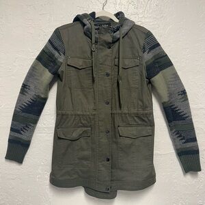 CoffeeShop Olive Utility Jacket with Hood Drawstring Waist Patterned Sleeves